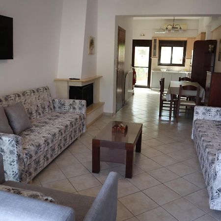 Meltemi Villa Chrysi Ammoudia Extérieur photo